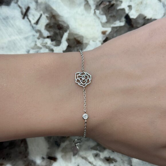 PIAGET Rose Bracelet with Natural Diamond Accent 18K White Gold - Picture 1 of 5